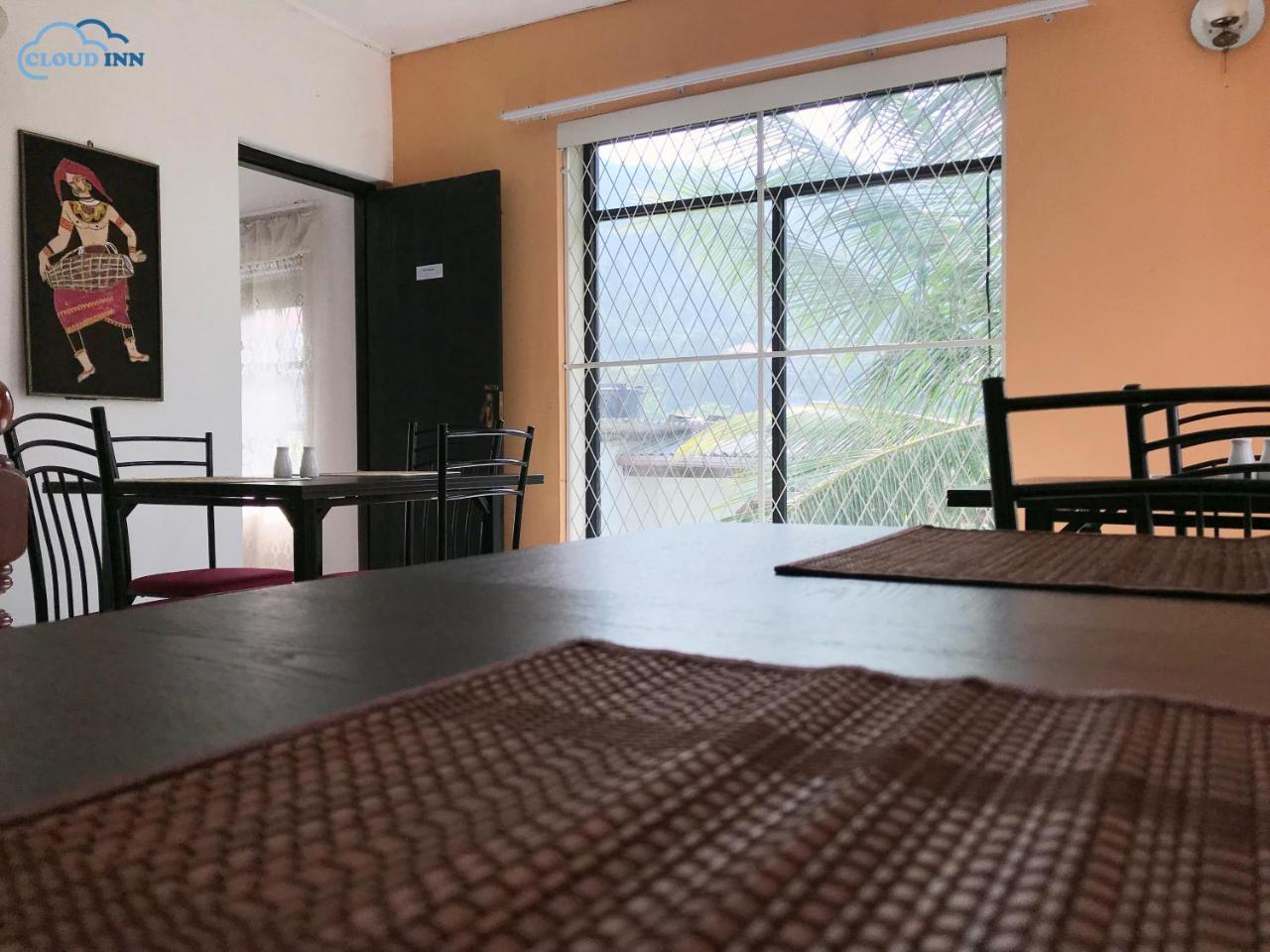 Cloud Inn Kandy Homestay ภายนอก รูปภาพ
