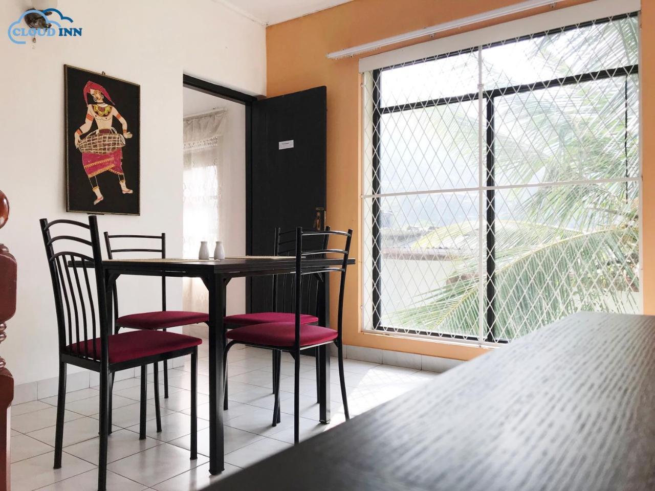 Cloud Inn Kandy Homestay ภายนอก รูปภาพ