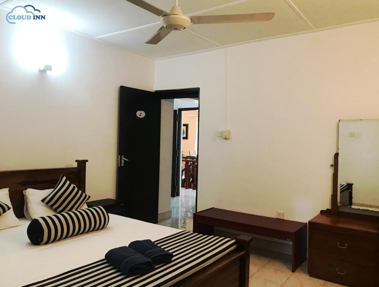 Cloud Inn Kandy Homestay ภายนอก รูปภาพ